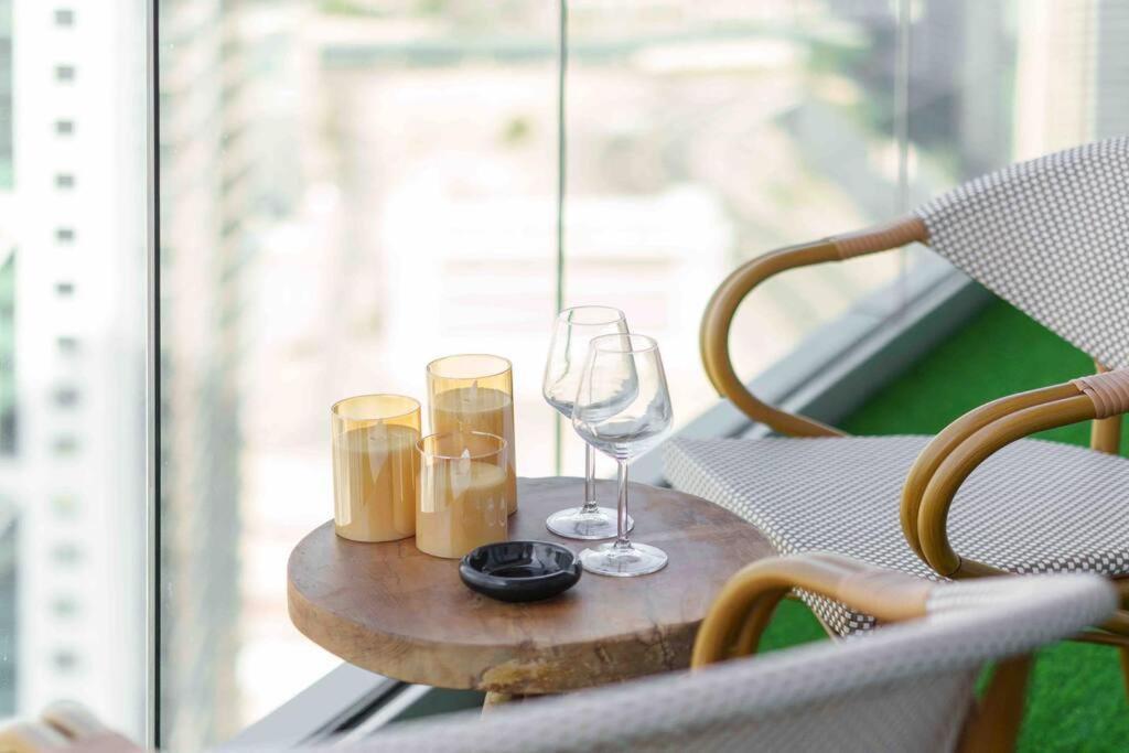 Apartment 5 Stars Living Infinity Pool Burj Khalifa View Dubai
