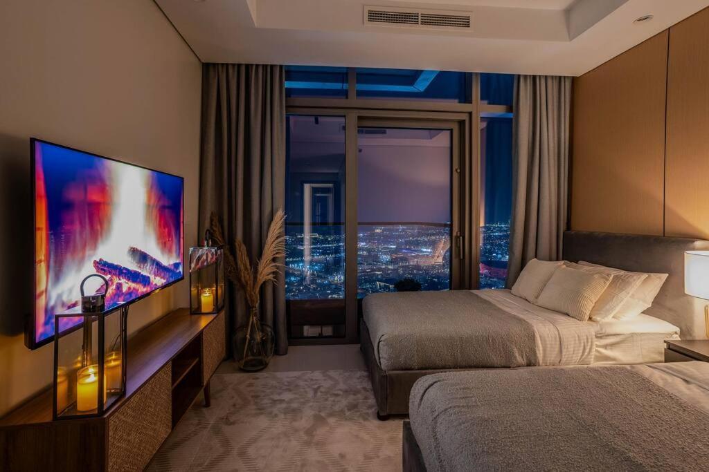 5 Stars Living Infinity Pool Burj Khalifa View Dubai