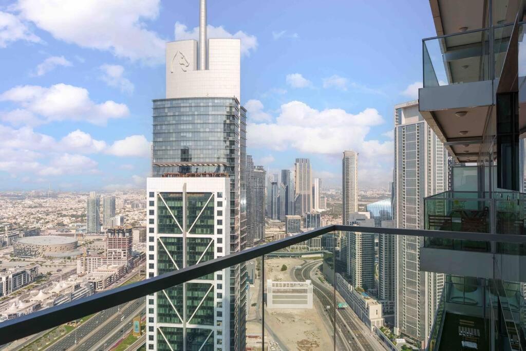 5 Stars Living Infinity Pool Burj Khalifa View *